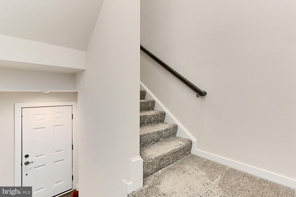 226 PETITE SIRAH TERRACE SE
