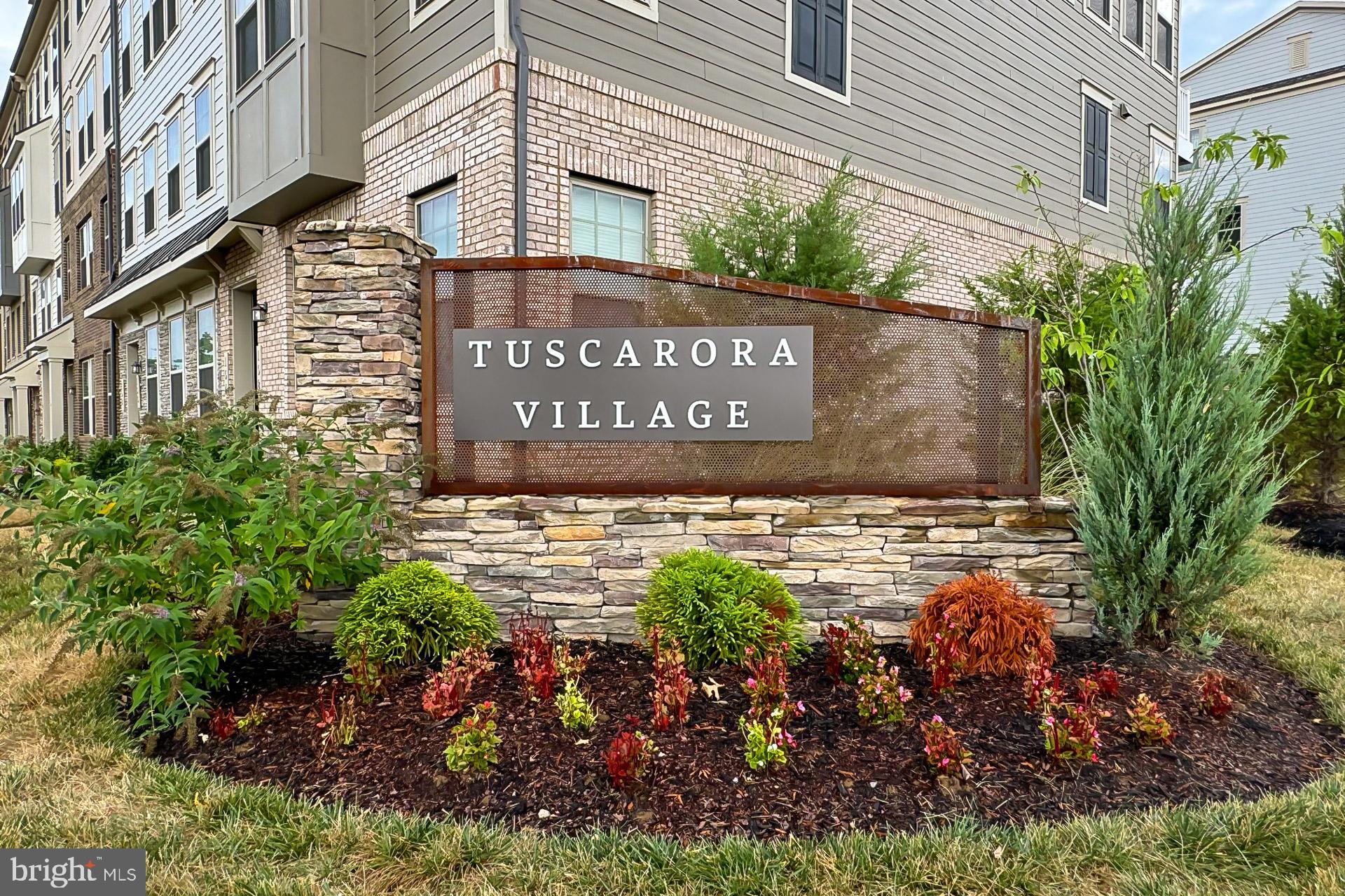 226 PETITE SIRAH TERRACE SE