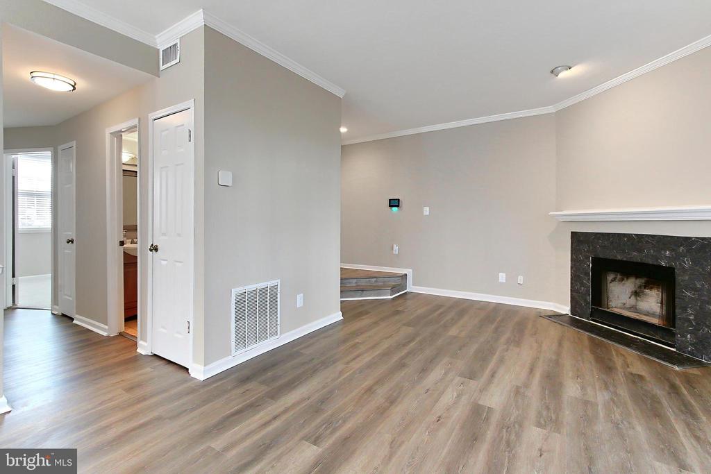 668 GATEWAY DRIVE SE 416