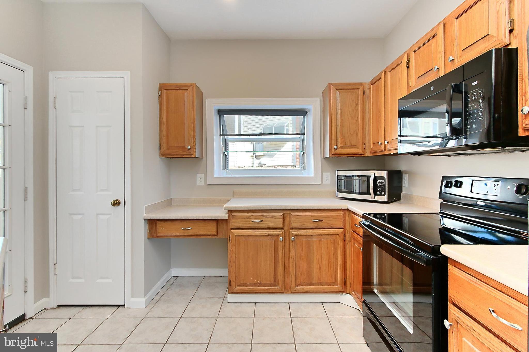 668 GATEWAY DRIVE SE 416