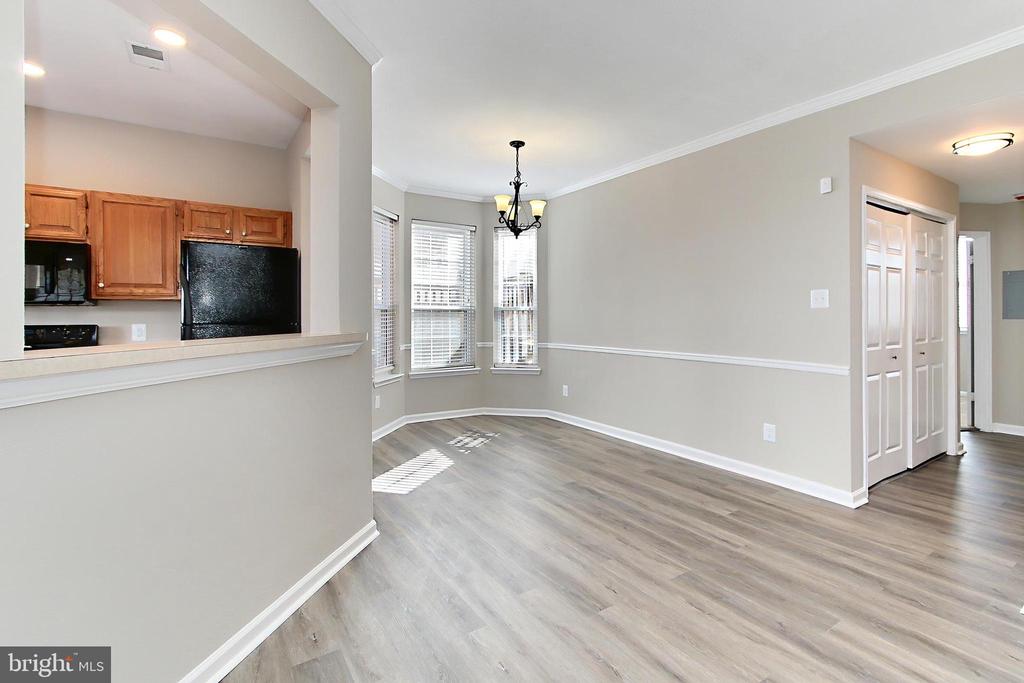668 GATEWAY DRIVE SE 416