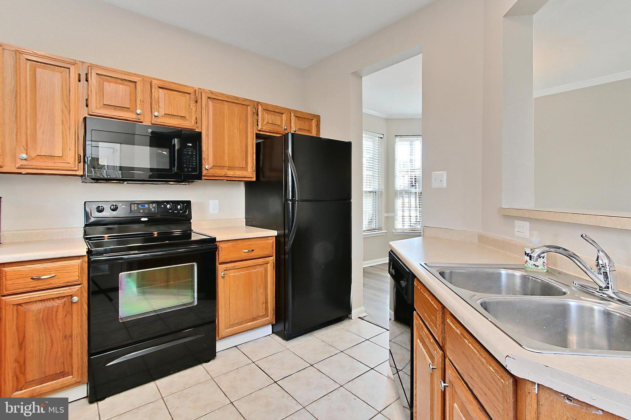 668 GATEWAY DRIVE SE 416