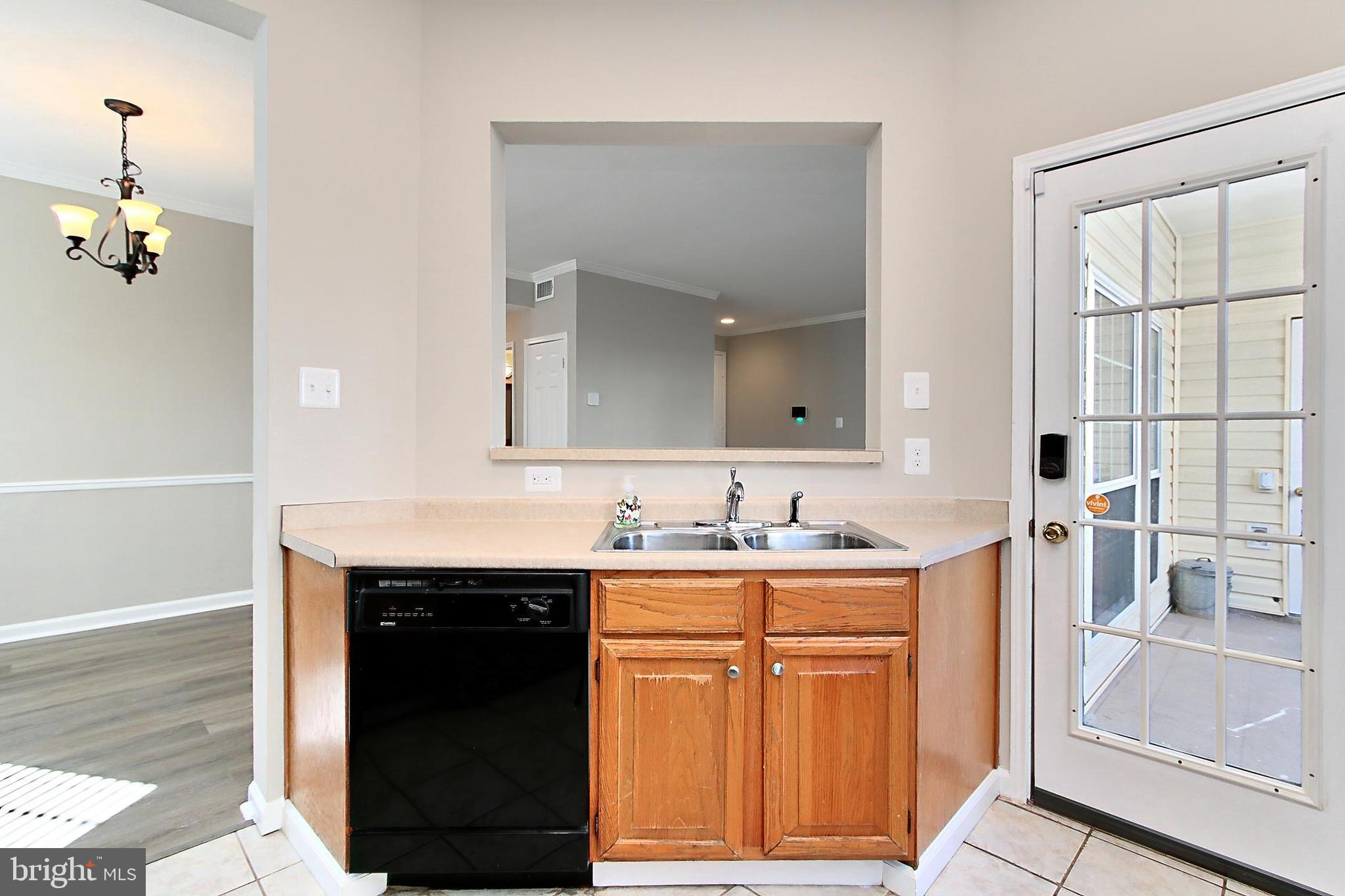 668 GATEWAY DRIVE SE 416