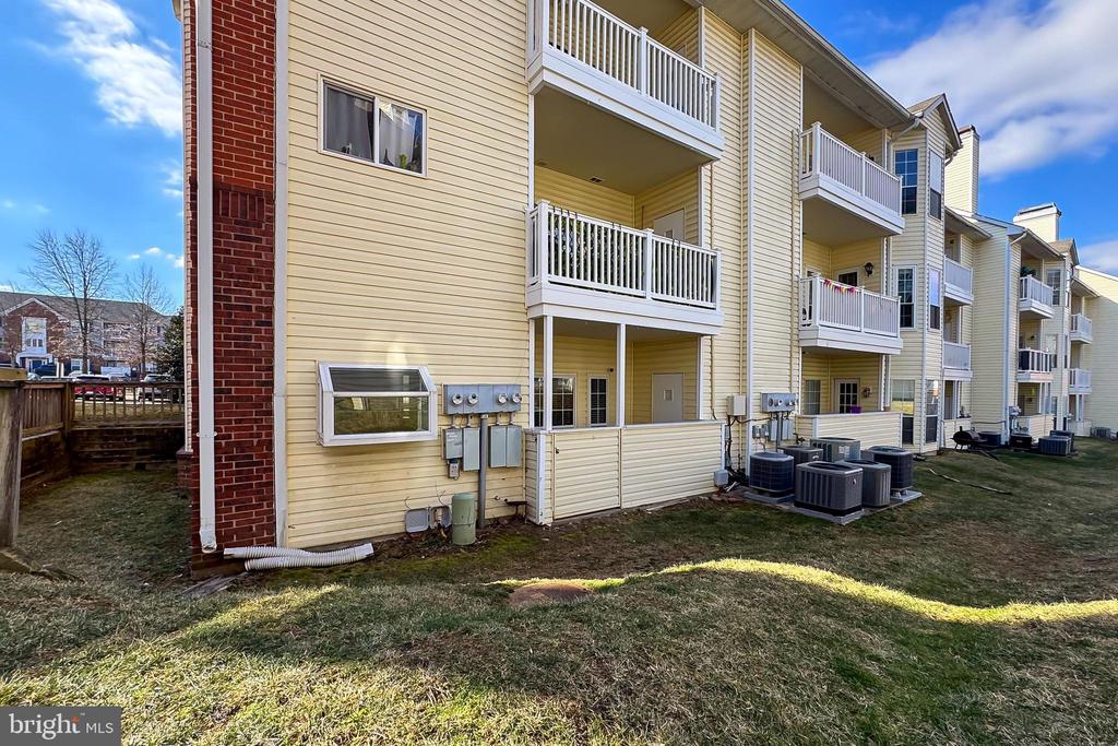 668 GATEWAY DRIVE SE 416