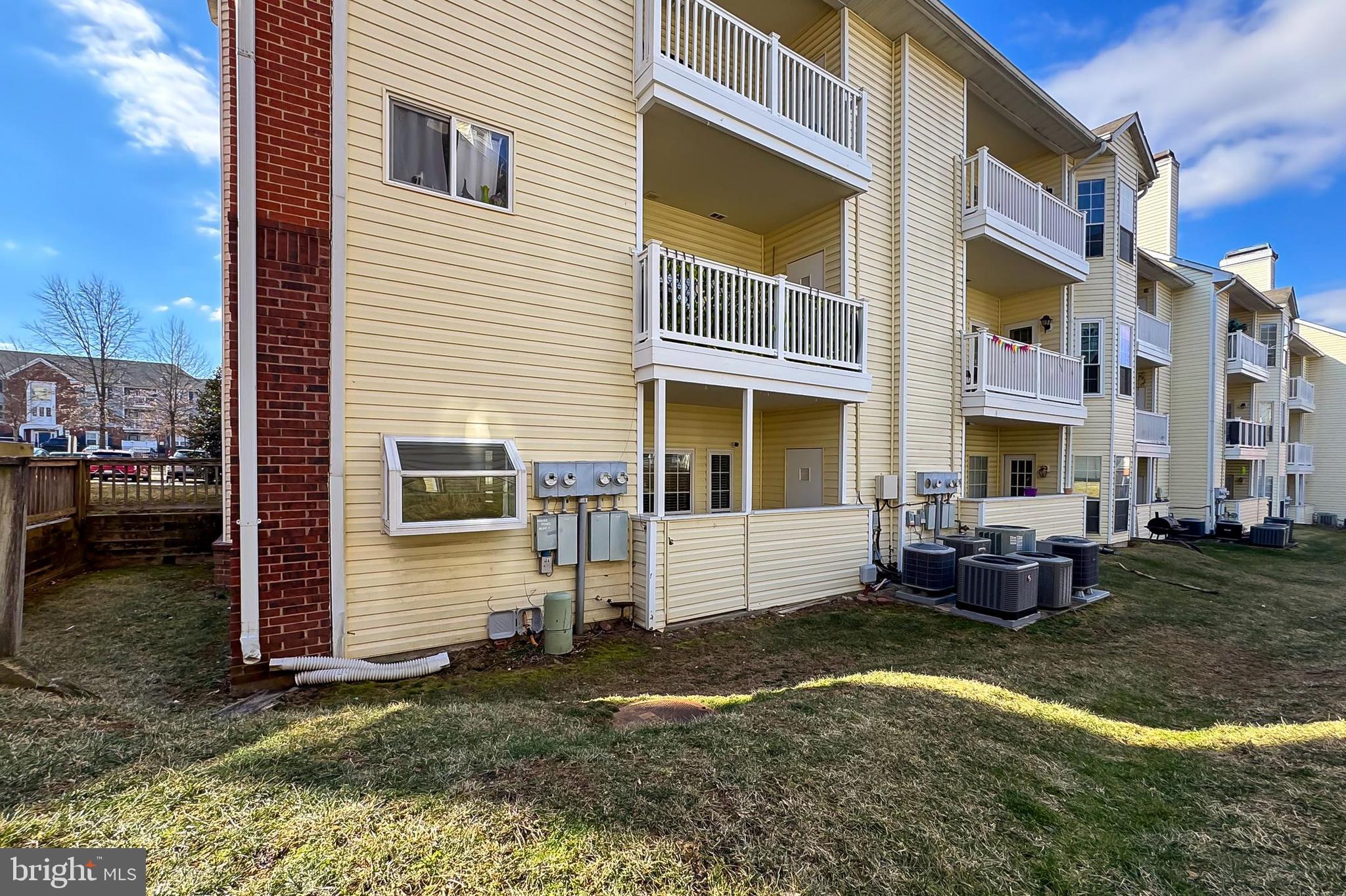 668 GATEWAY DRIVE SE 416