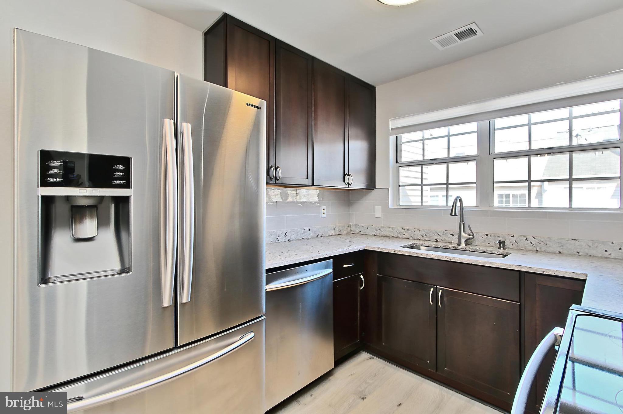 1114 HUNTMASTER TERRACE NE 301