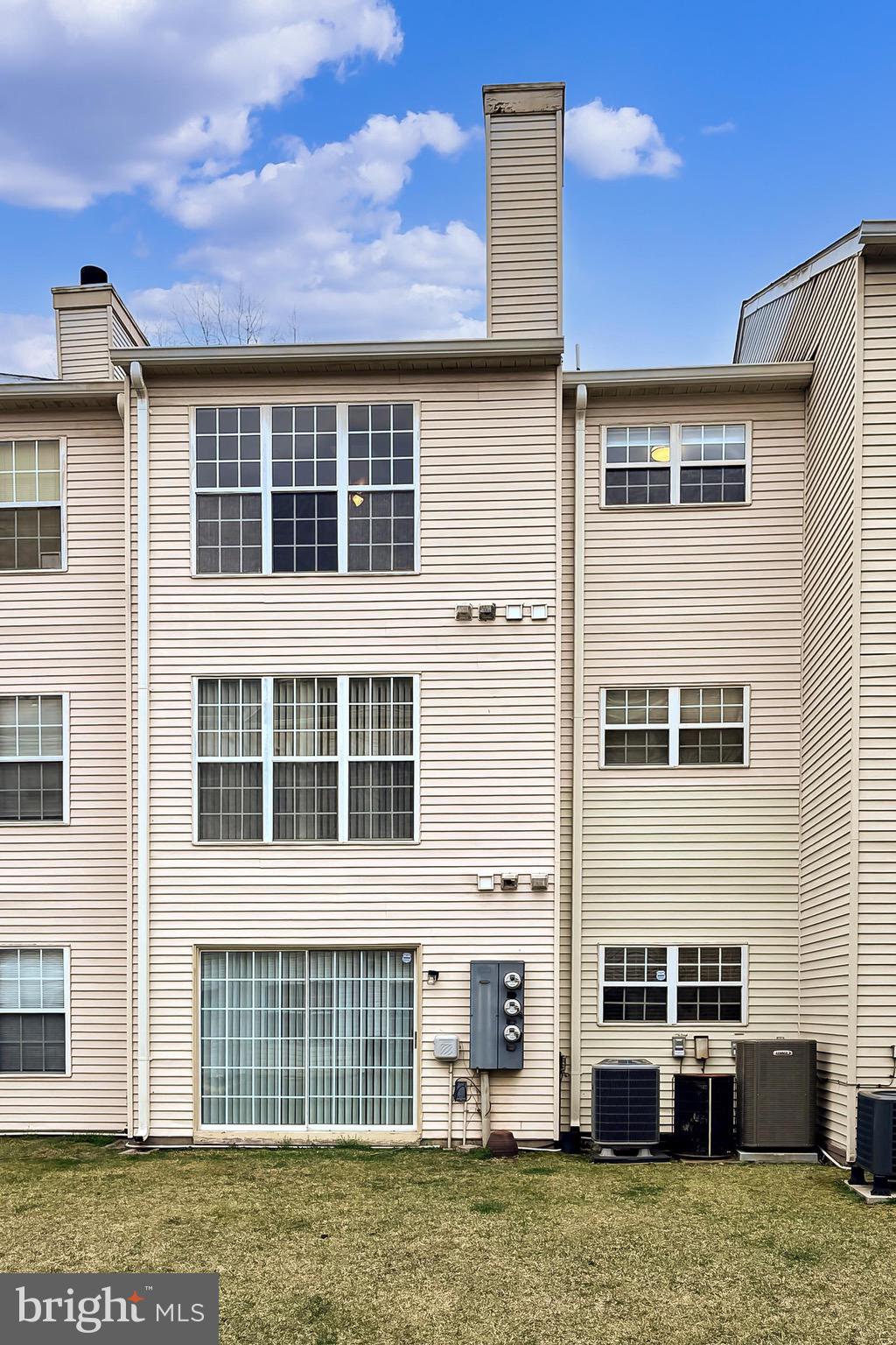 1114 HUNTMASTER TERRACE NE 301
