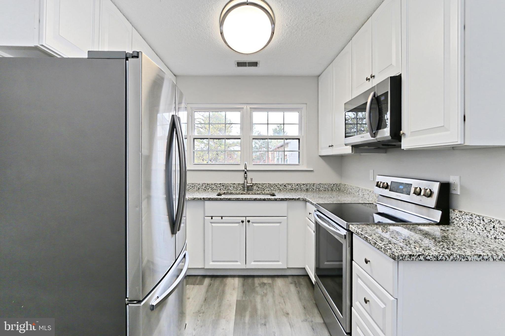 1106 HUNTMASTER TERRACE NE 301