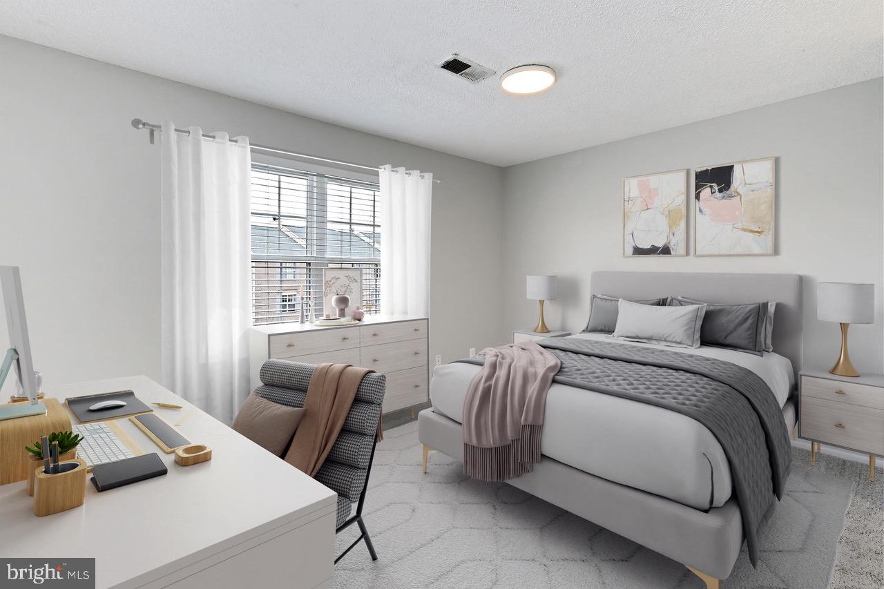 1106 HUNTMASTER TERRACE NE 301