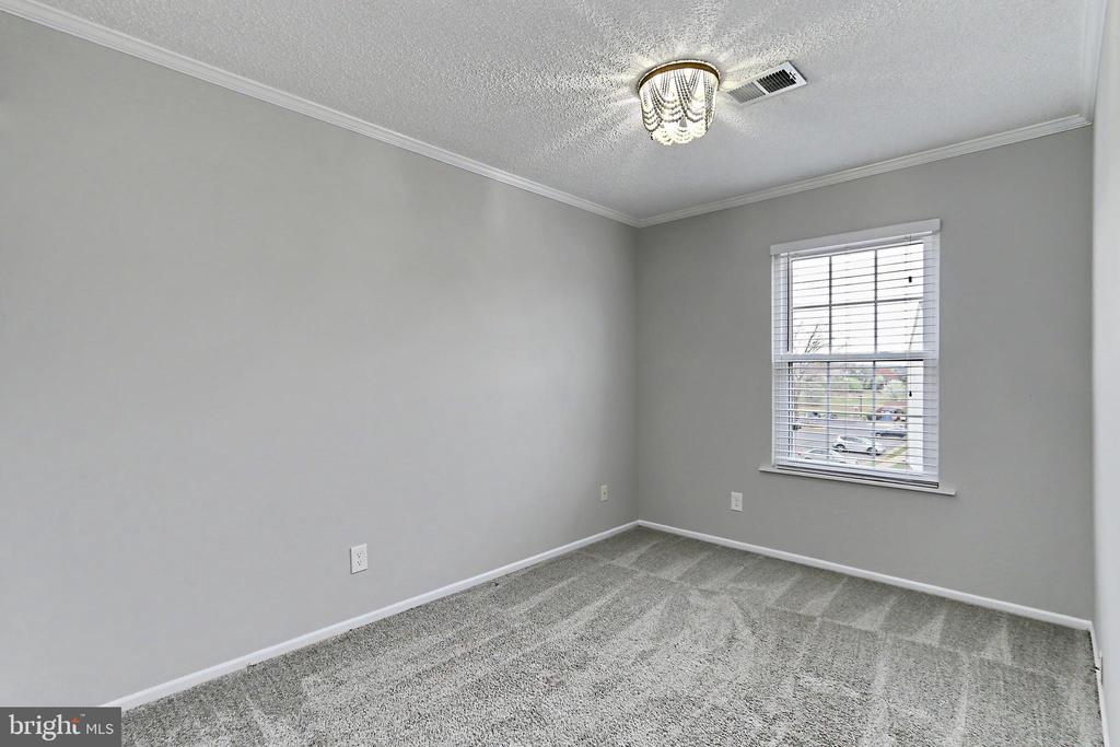 1106 HUNTMASTER TERRACE NE 301