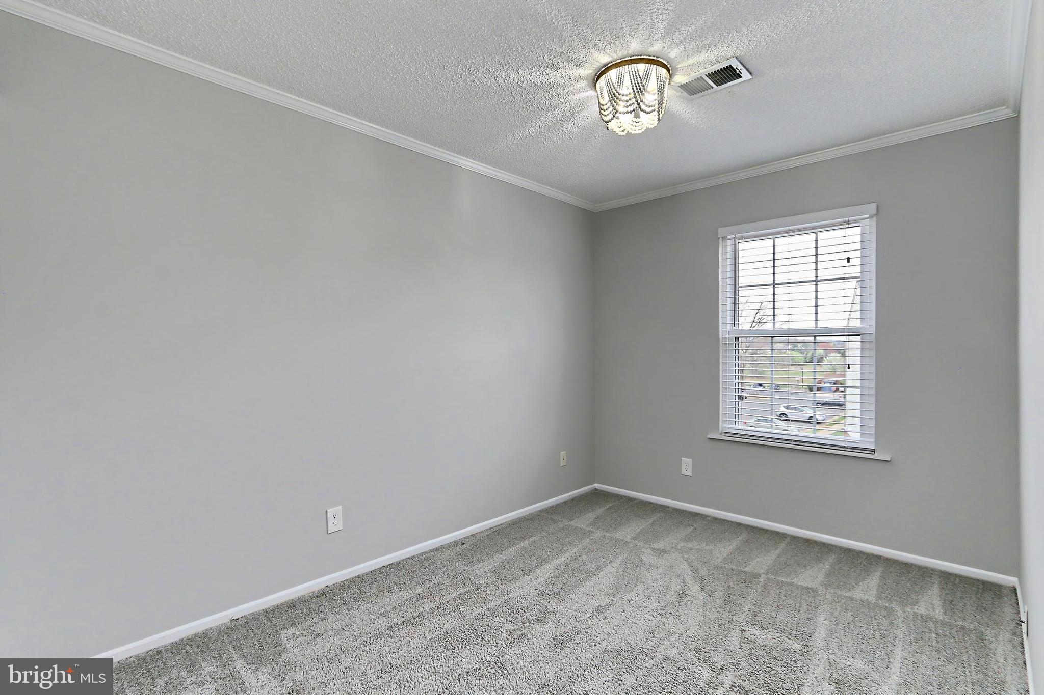 1106 HUNTMASTER TERRACE NE 301