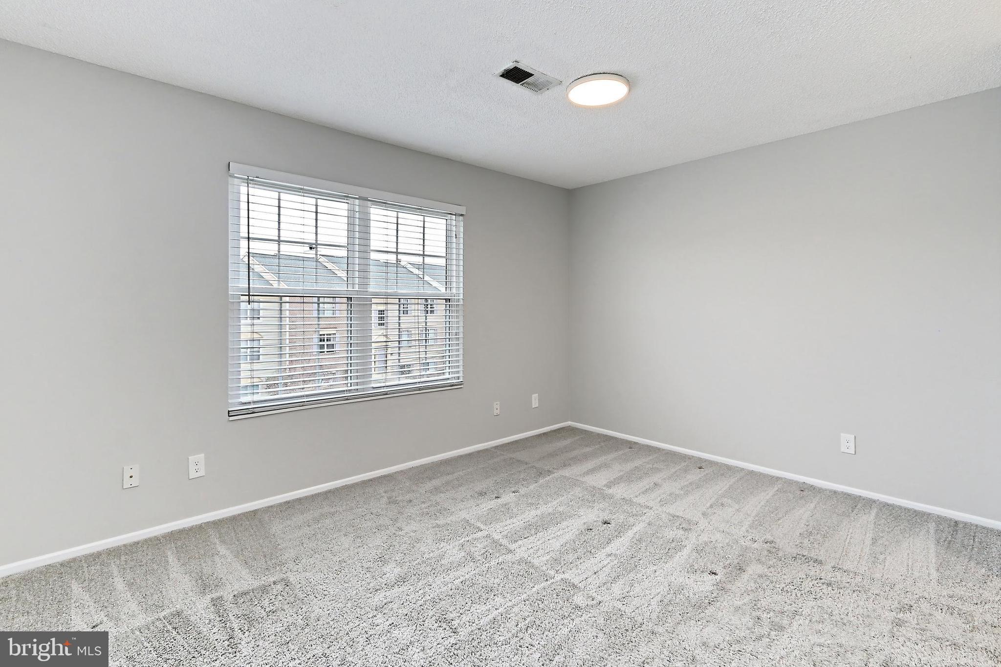 1106 HUNTMASTER TERRACE NE 301