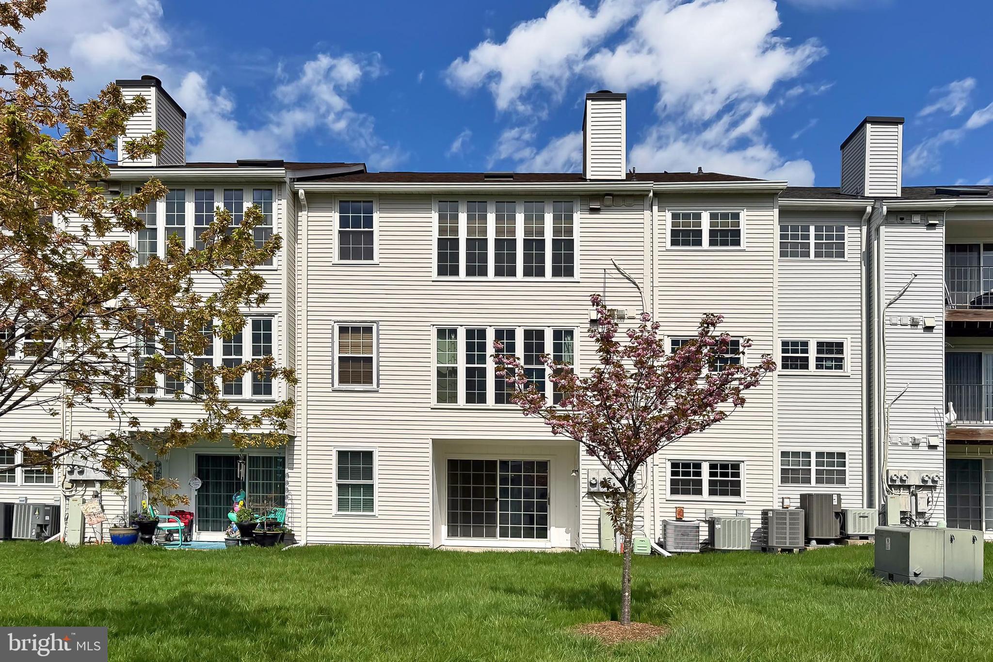 129 FORT EVANS ROAD SE A