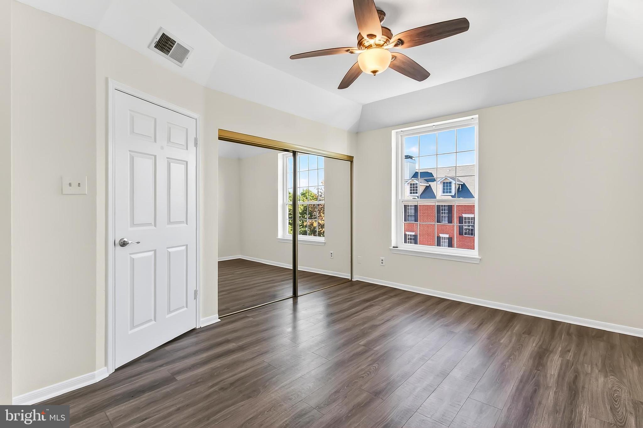 674 GATEWAY DRIVE SE 709