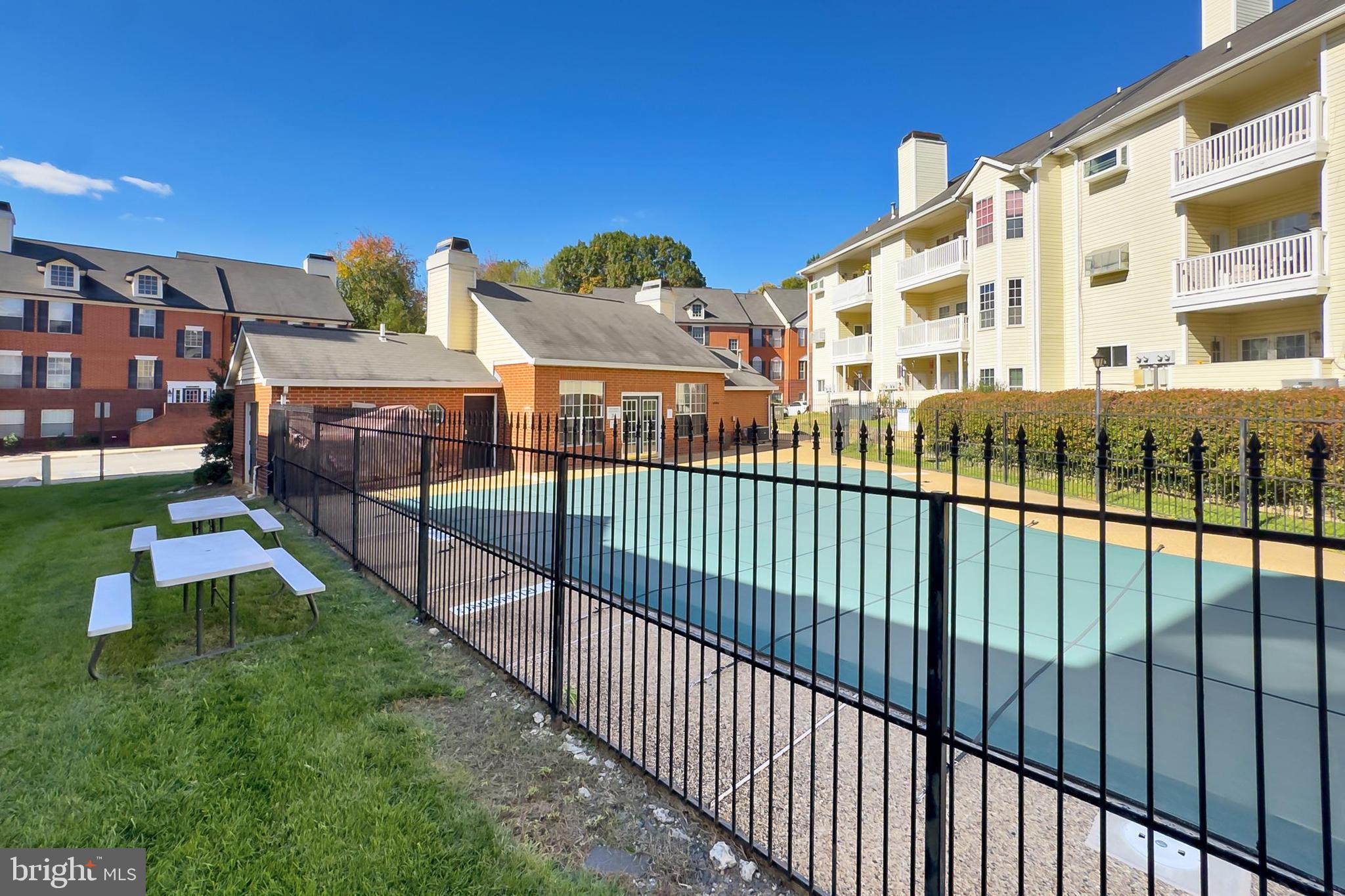 674 GATEWAY DRIVE SE 709