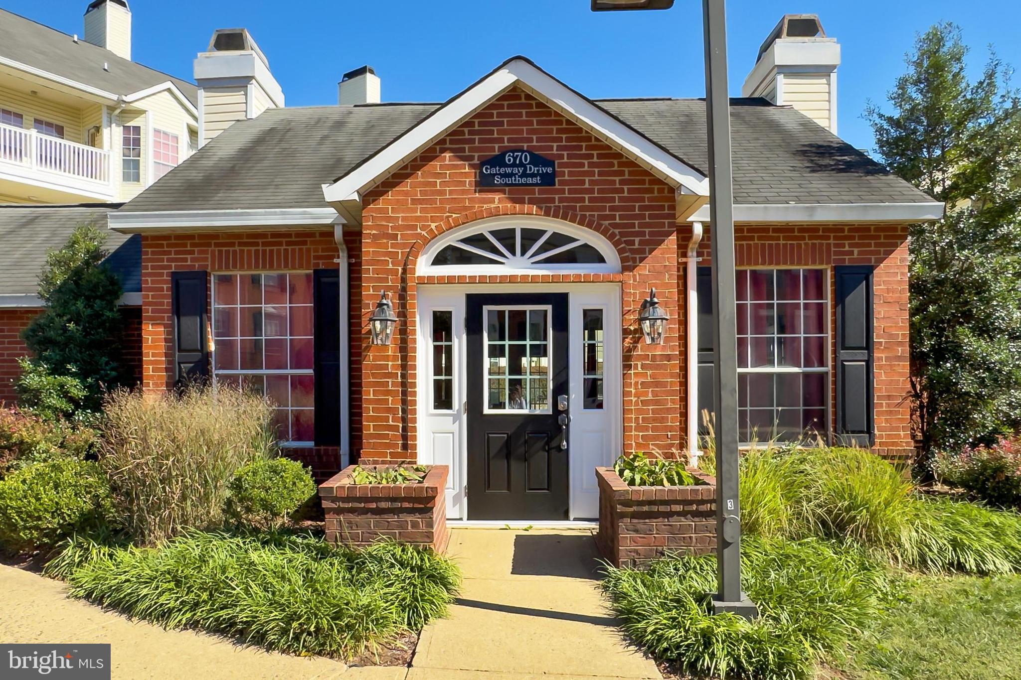 674 GATEWAY DRIVE SE 709