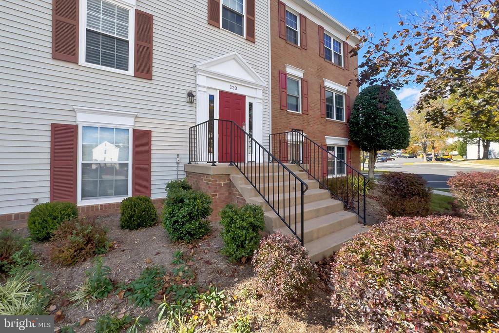 120 PROSPERITY AVENUE SE E
