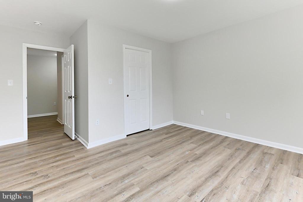 9552 Cannoneer Ct, #403