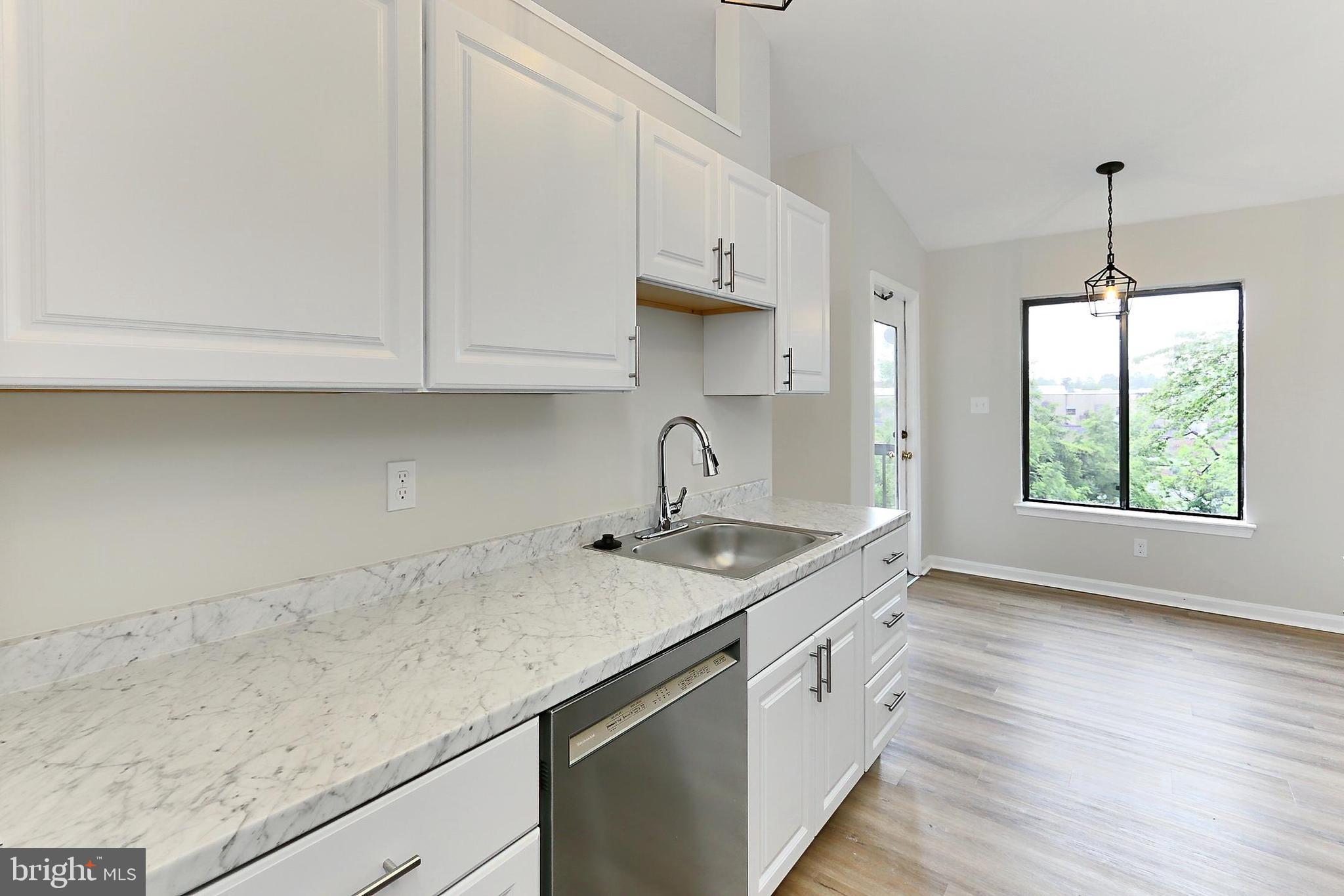 9552 Cannoneer Ct, #403