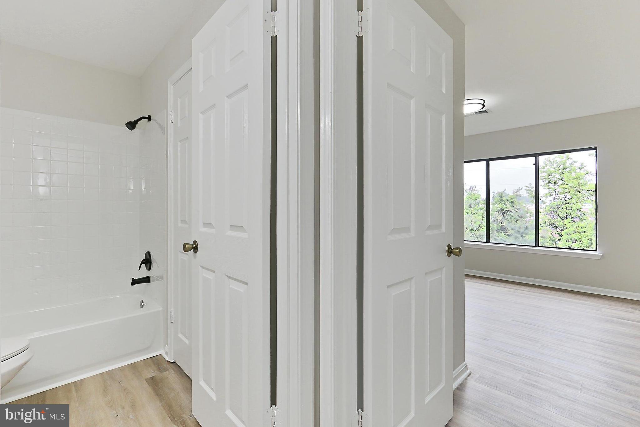 9552 Cannoneer Ct, #403