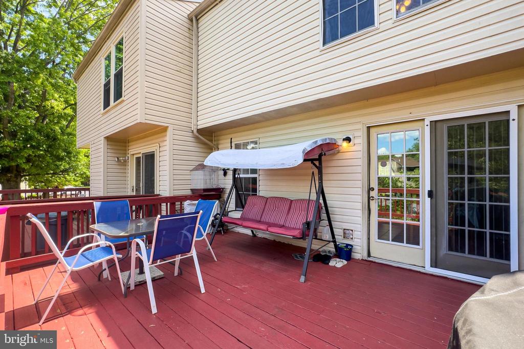 8602 WALCOTT COURT