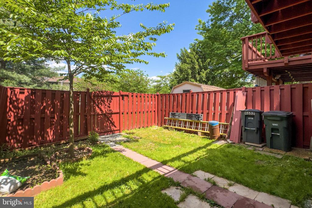 8602 WALCOTT COURT