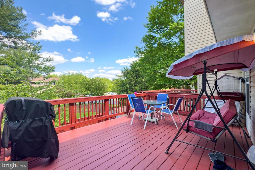 8602 WALCOTT COURT