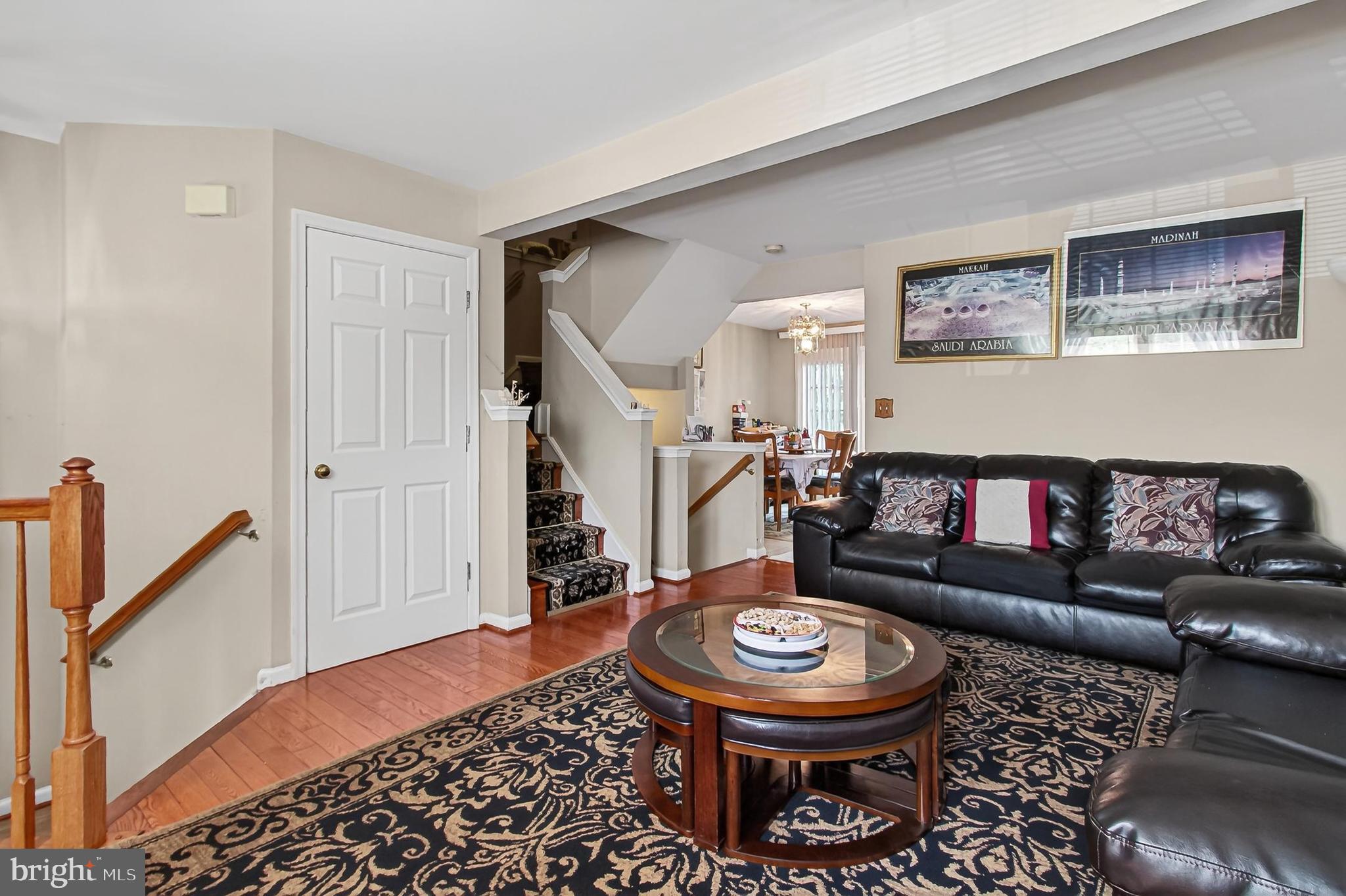 8602 WALCOTT COURT