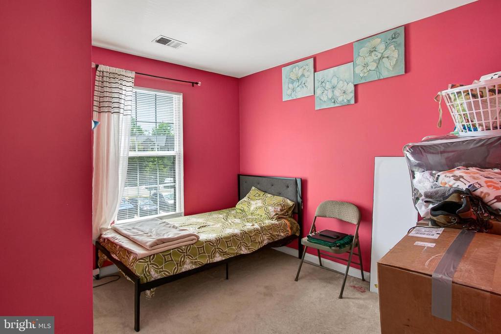 8602 WALCOTT COURT