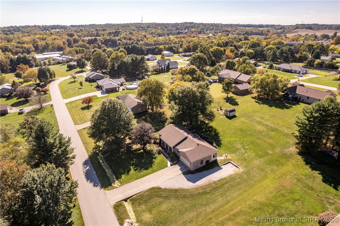 6415 Meadow Oak Drive