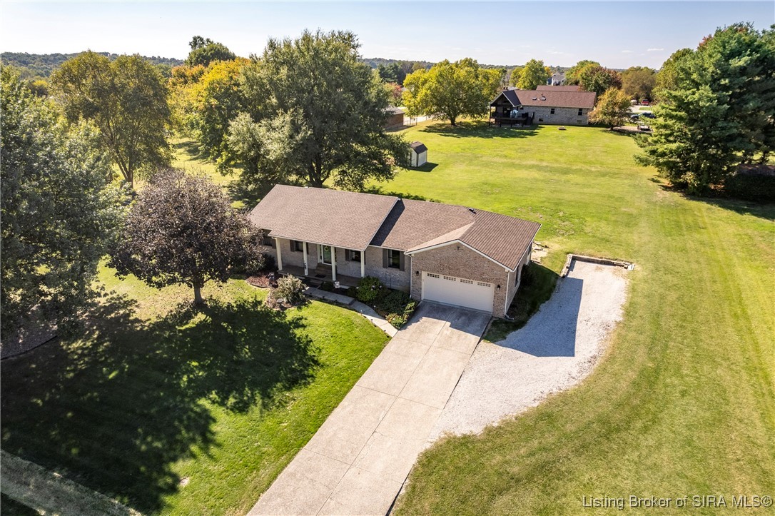 6415 Meadow Oak Drive