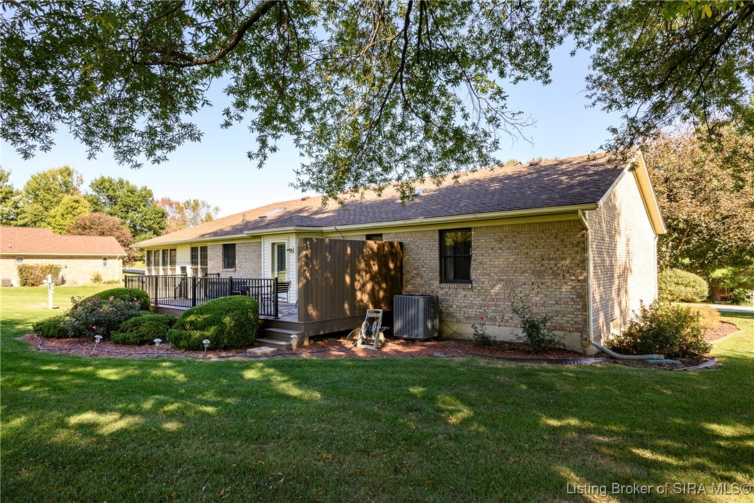 6415 Meadow Oak Drive