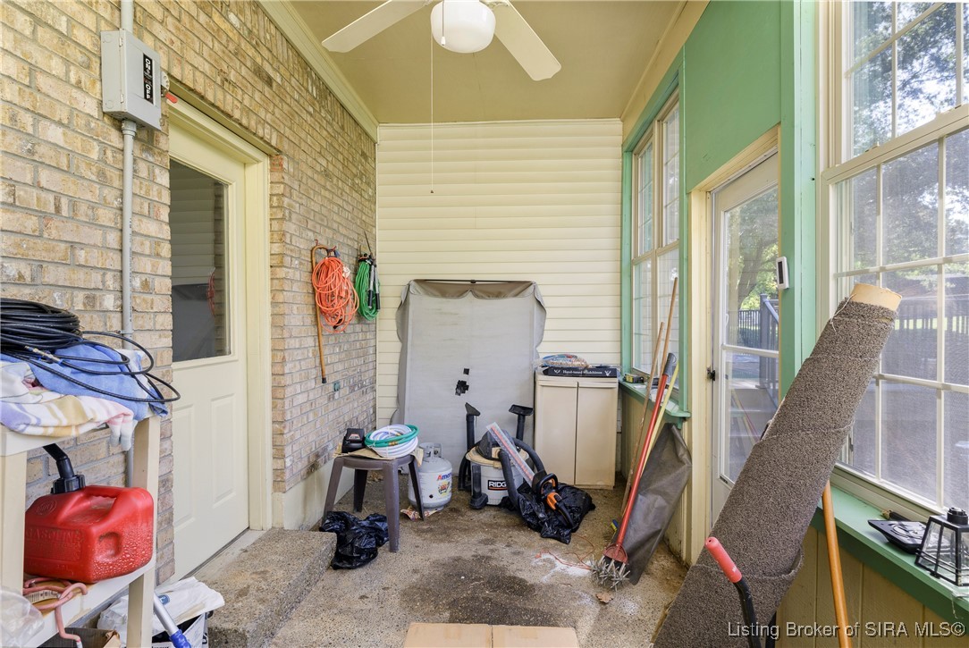 6415 Meadow Oak Drive