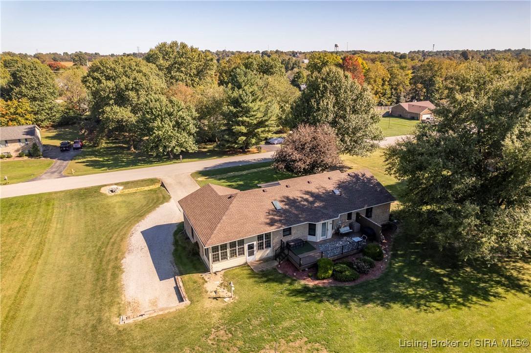 6415 Meadow Oak Drive