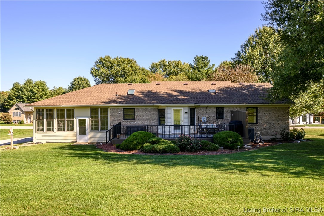 6415 Meadow Oak Drive