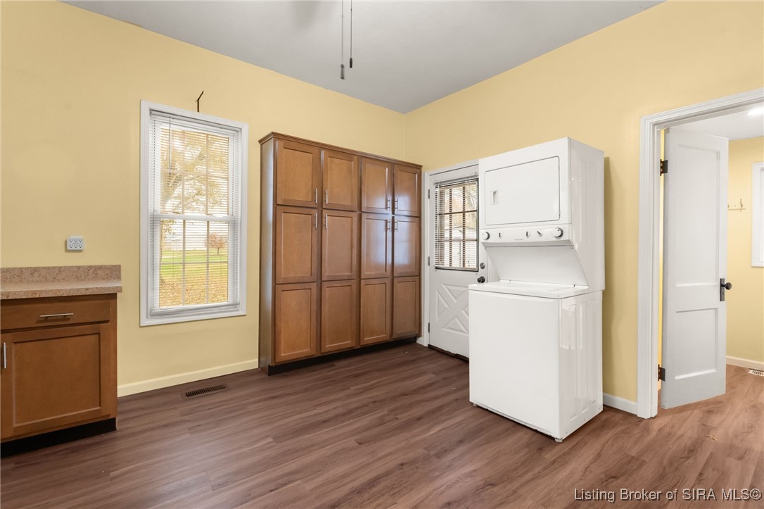 14555 Old Highway 111 SE