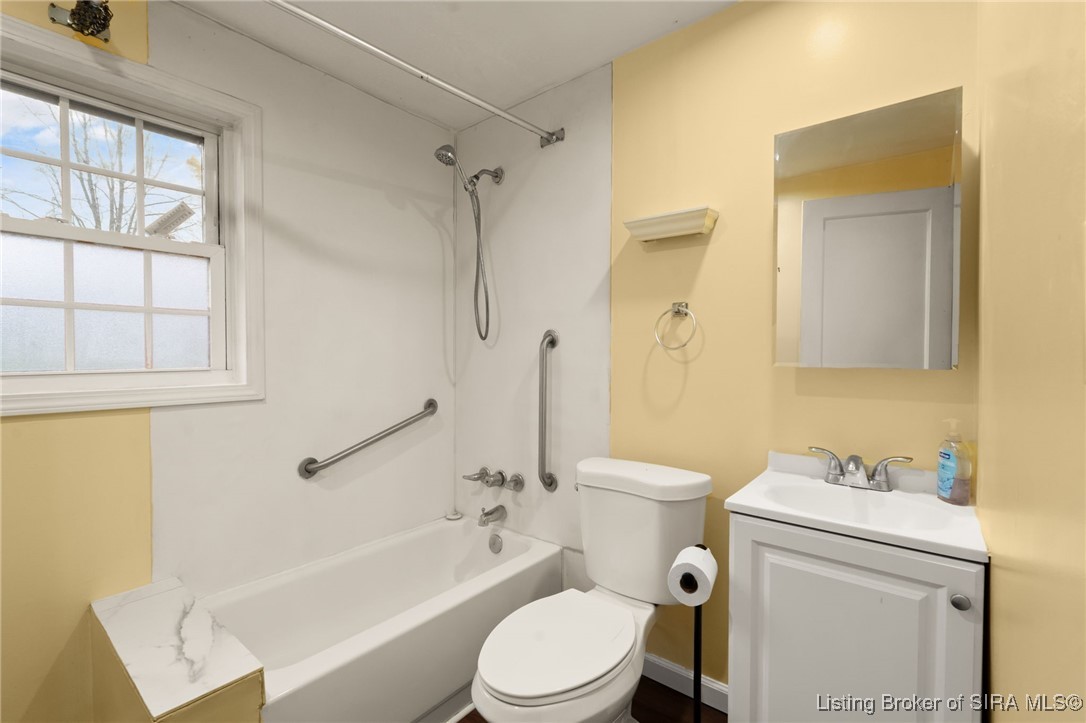 14555 Old Highway 111 SE