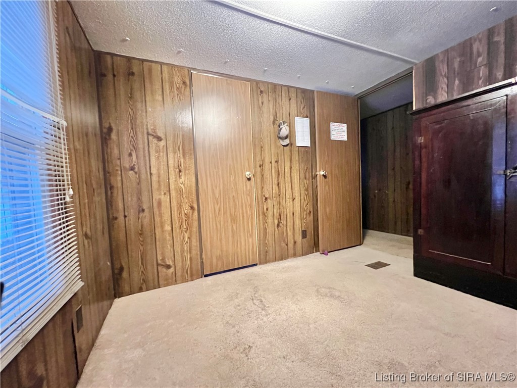 5623 S County Road 640 E