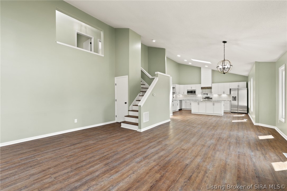 3015 Creek Ridge Drive