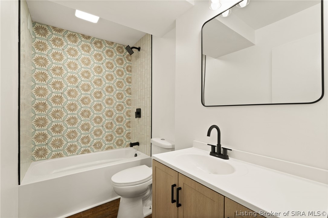 3015 Creek Ridge Drive