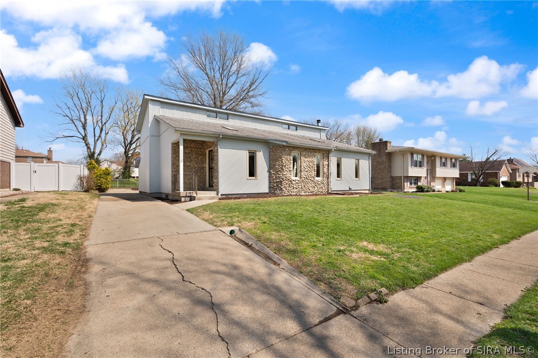 3015 Creek Ridge Drive