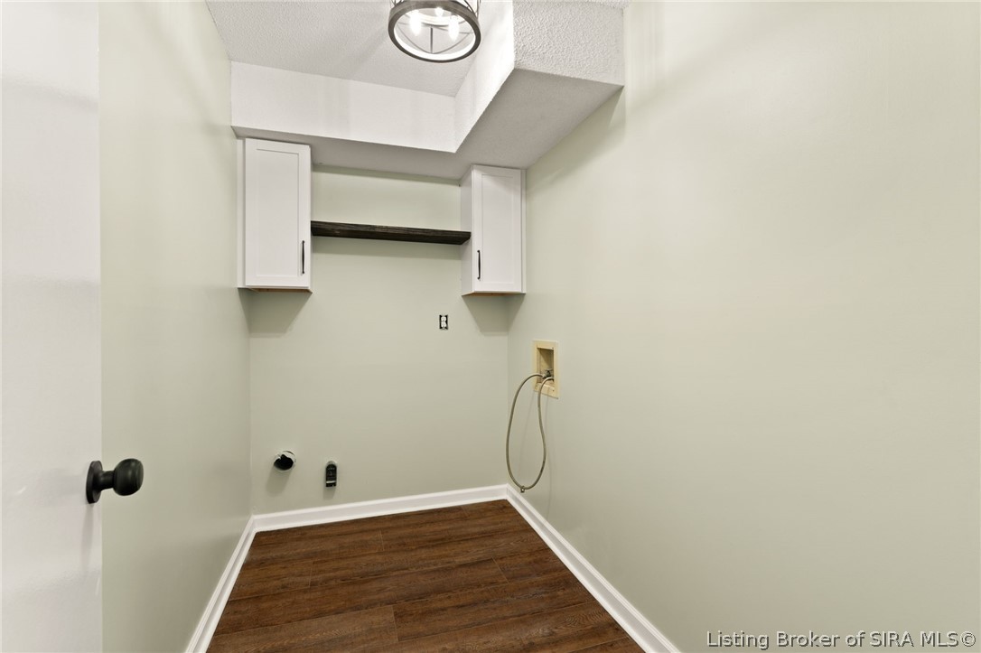 3015 Creek Ridge Drive