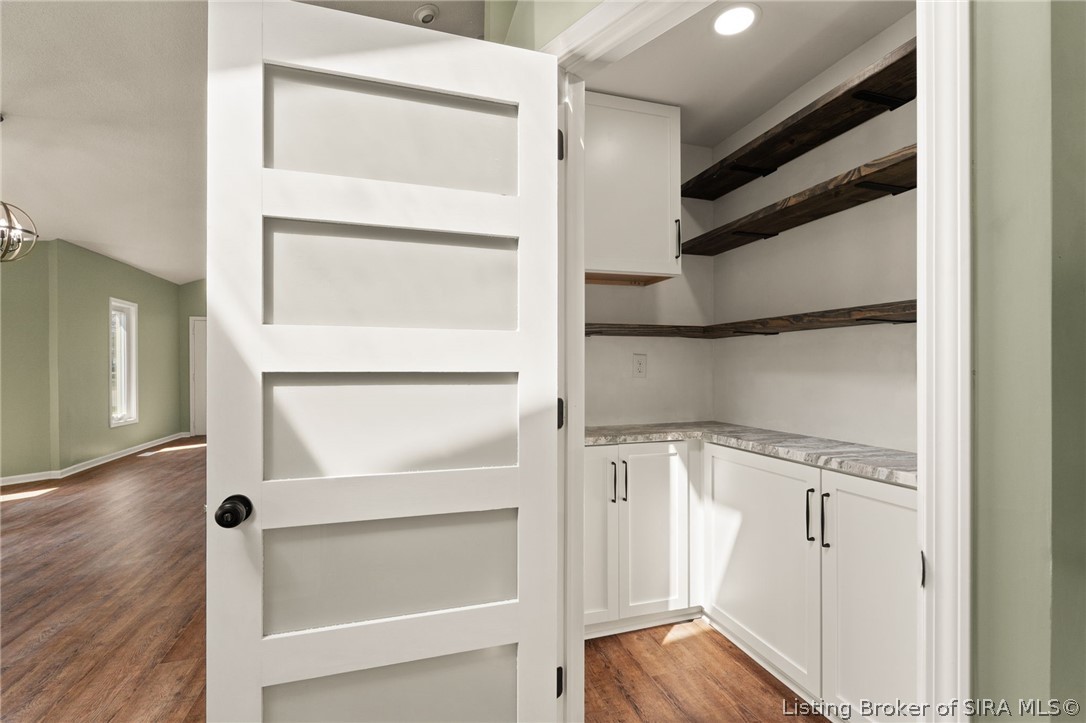 3015 Creek Ridge Drive