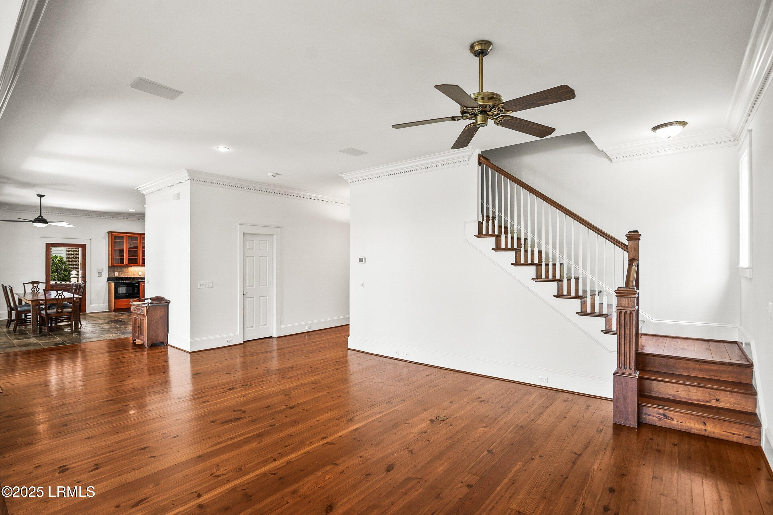 52 Sheffield Avenue