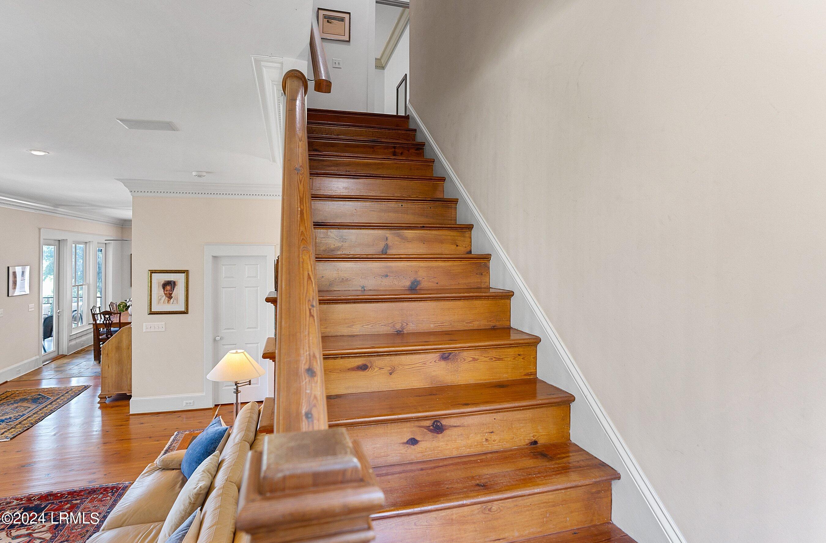 52 Sheffield Avenue
