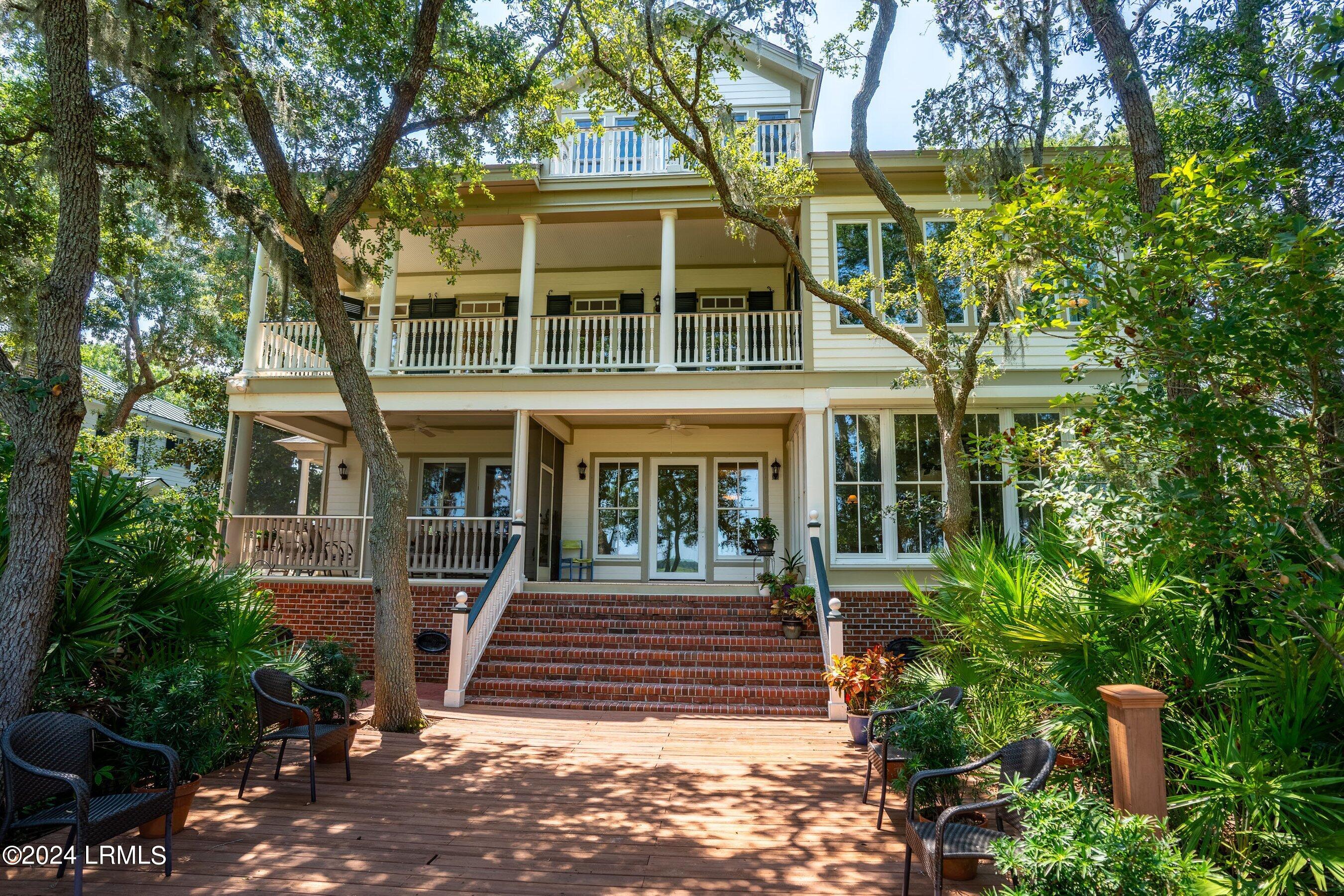 52 Sheffield Avenue