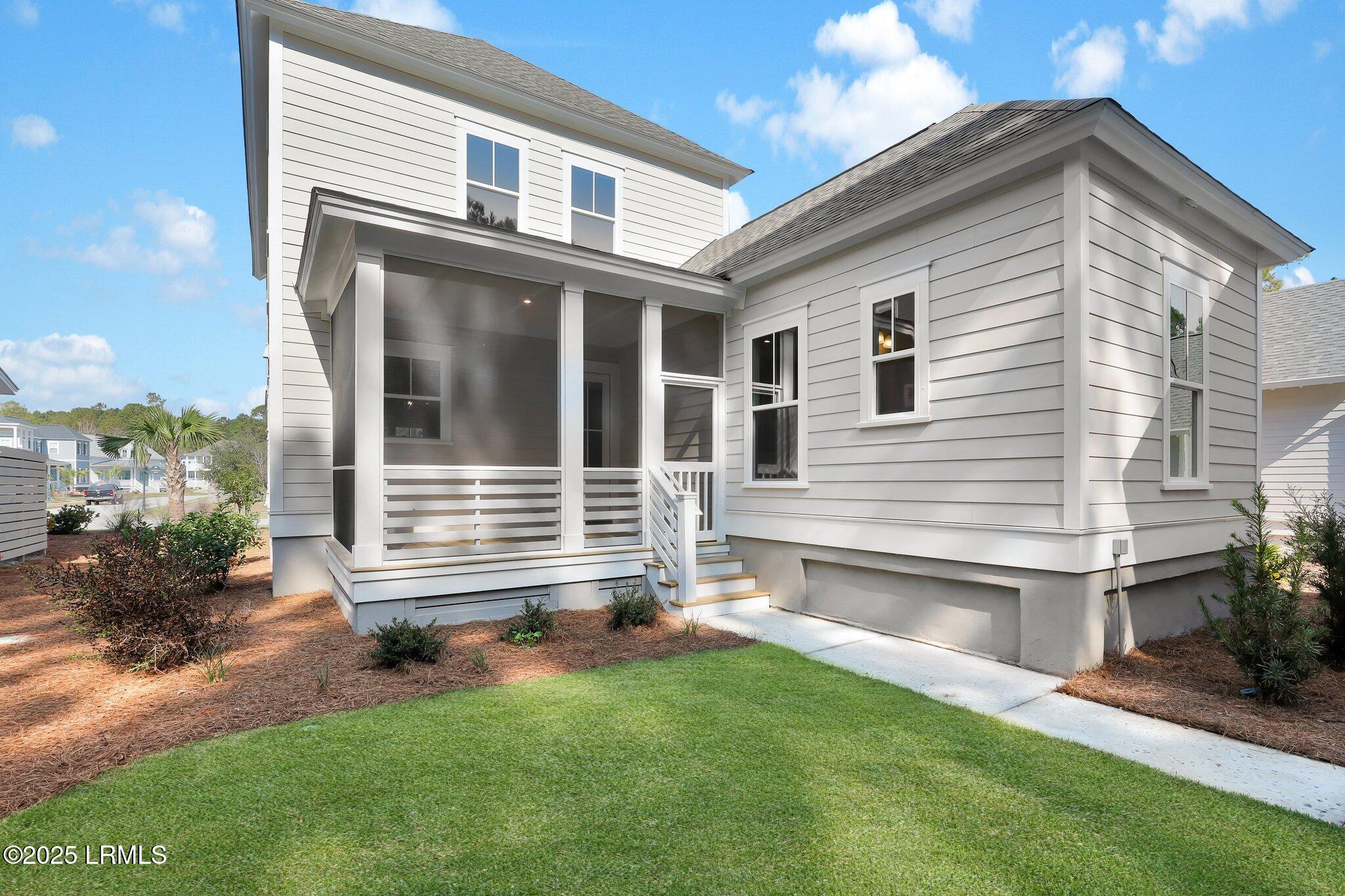 34 Pondhawk Road