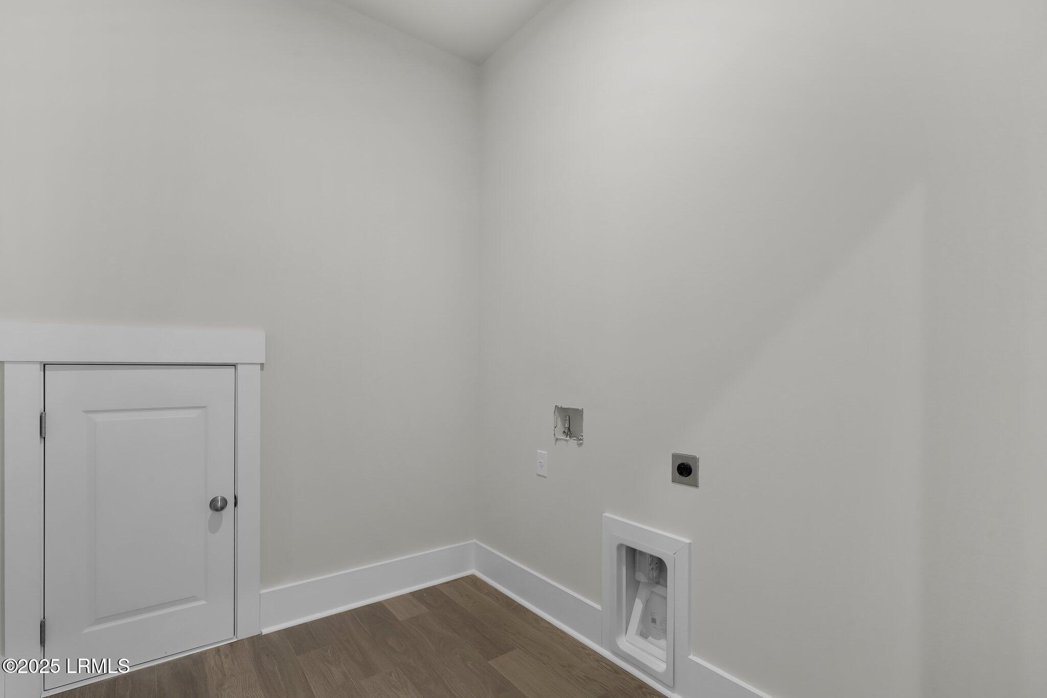 34 Pondhawk Road