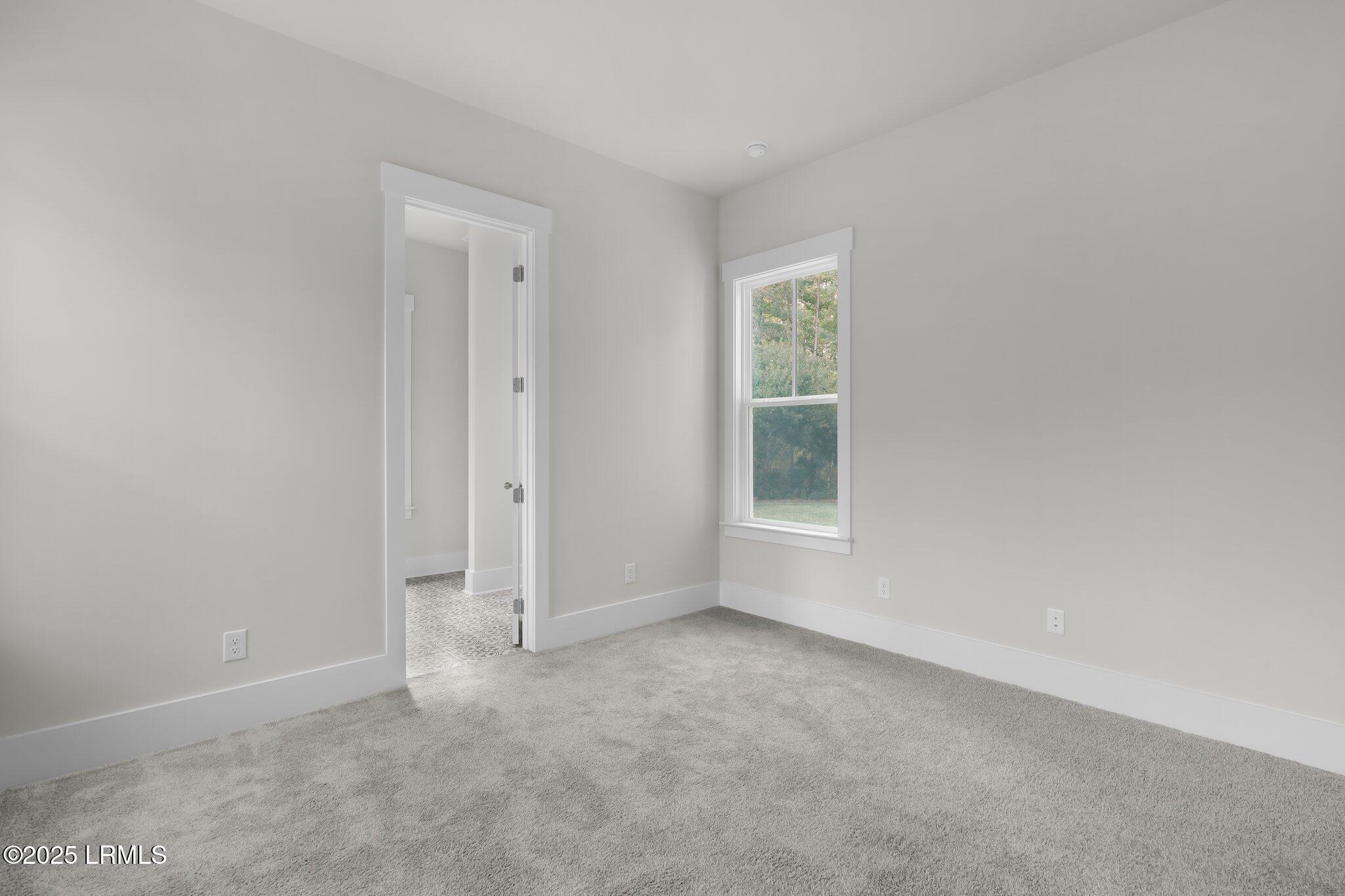 34 Pondhawk Road