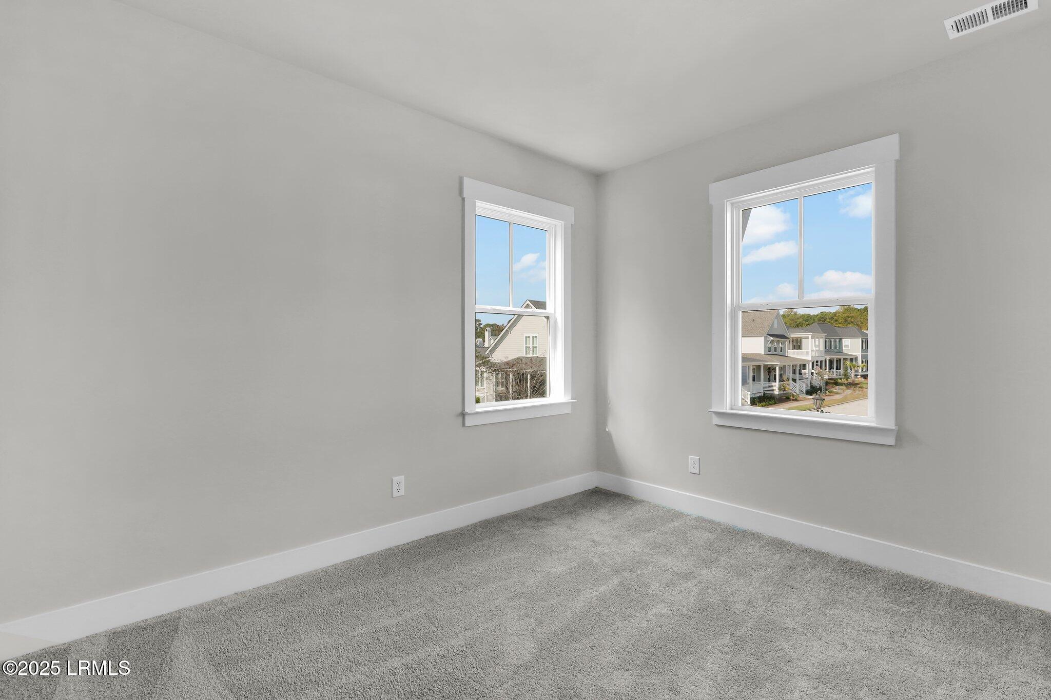 34 Pondhawk Road